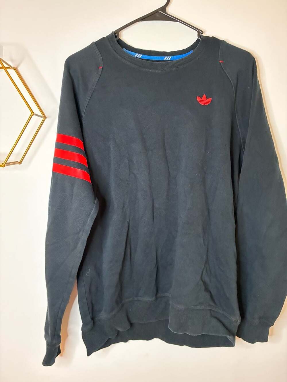 Men’s Adidas Black and Red Three-Stripe Trefoil Logo Crewneck Sweatshirt S